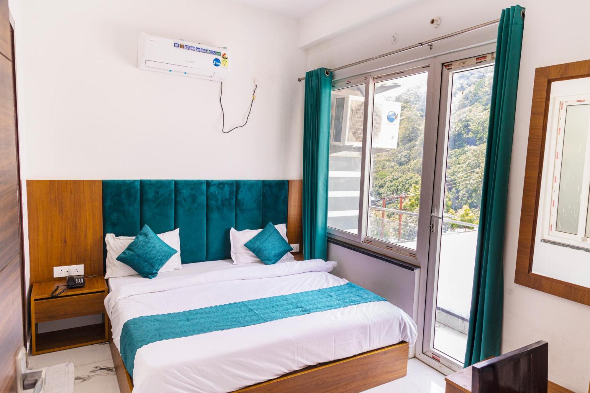 Hotel Parth Inn Rishīkesh Eksteriør bilde
