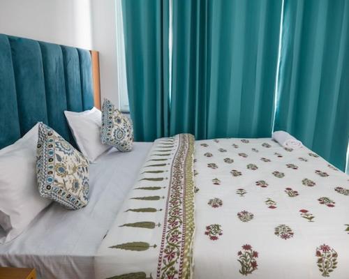 Hotel Parth Inn Rishīkesh Eksteriør bilde